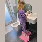 Детско Столче GINGER HOME, Дървено Стъпало на 2 Нива, Стълба за Детска Стая, розово, SUPER GIRL - Image 5