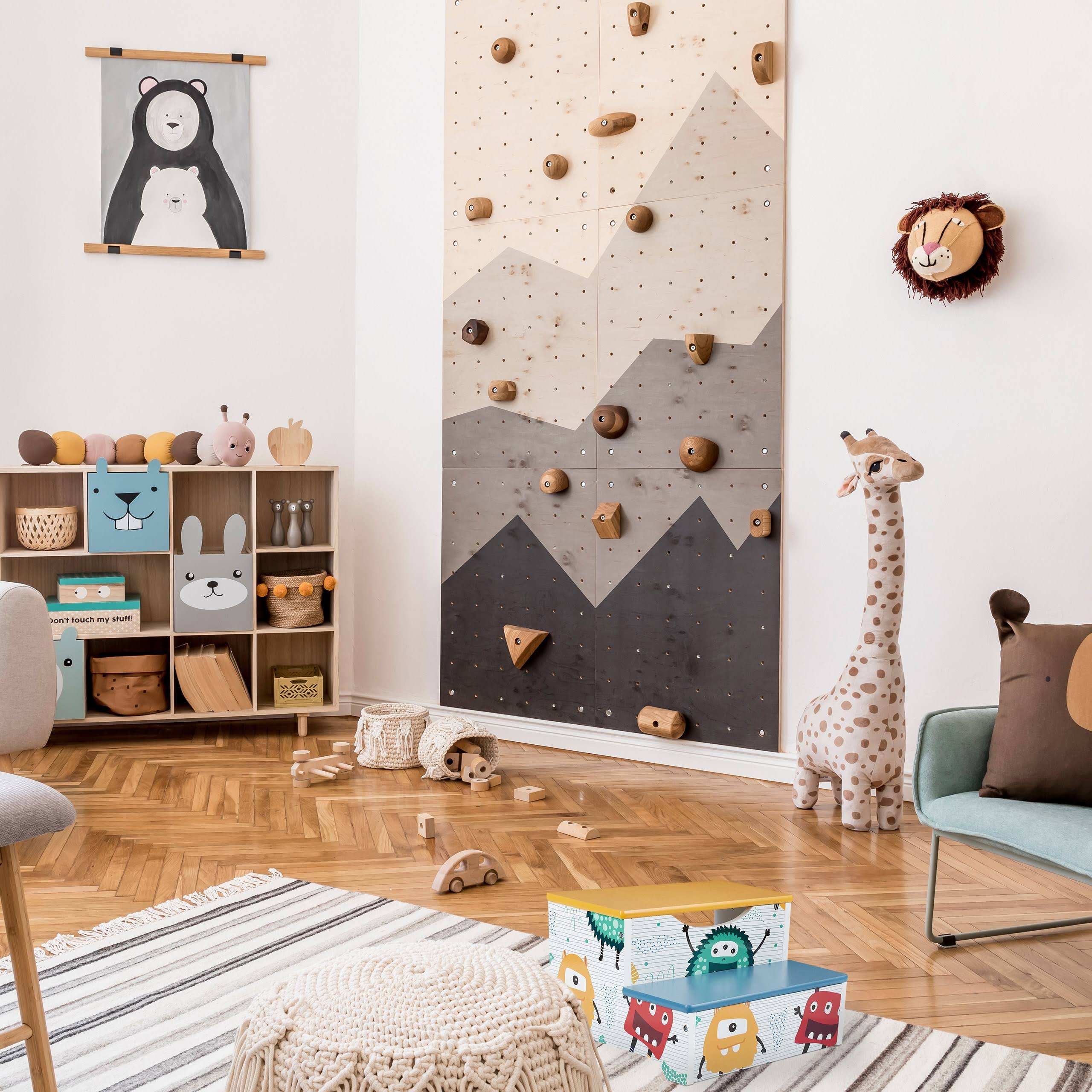 detsko-stolche-stalba-ot-darvo-s-2-stapala-myasto-za-sahranenie-drazhka-prenasyane-MONSTER-TF6063-11 Детско Столче-Стълба, от Дърво, с 2 Стъпала, Място за Съхранение, Дръжка за Пренасяне - MONSTER - Image 12