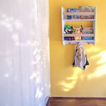 Стенна Детска Етажерка GINGER HOME – Бяла, с Рафтове и Закачалки - Image 15