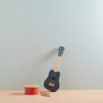 Дървена китара за малка рокзвезда - Image 3