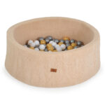 Мек басейн Boucle с 200 топки бежов