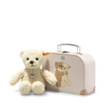 Mila Teddy bear in suitcase - Image 3