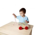 Melissa & Doug - Дървена количка за дърпане с кубчета - Image 6