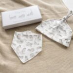 Комплект шапка с лигавник - Котенца - Image 3