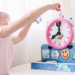 Образователен дървен магнитен часовник - Tickety Tock - Melissa & Doug - Image 10