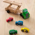 Комплект дървен автовоз и колички - Melissa & Doug - Image 5