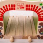 Bigjigs - Влаков комплект - Двоен дървен тунел - Image 8